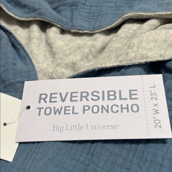Big Little Universe, Reversible Hooded Poncho - Picture 5 of 5